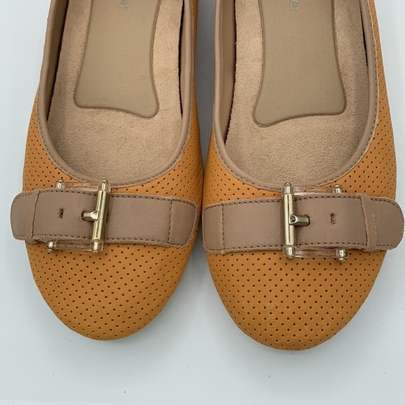 Naturalizer Leather uppers slip-on’s rubber soles flexible size 10N light wear - Picture 7 of 7